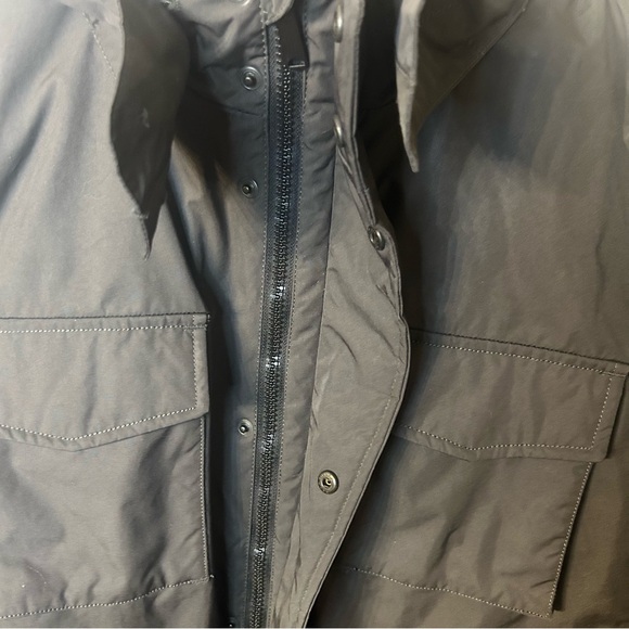 Gap Men’s Outdoor Edition Precision Designed Black Winter Jacket, Size Large - Picture 5 of 11